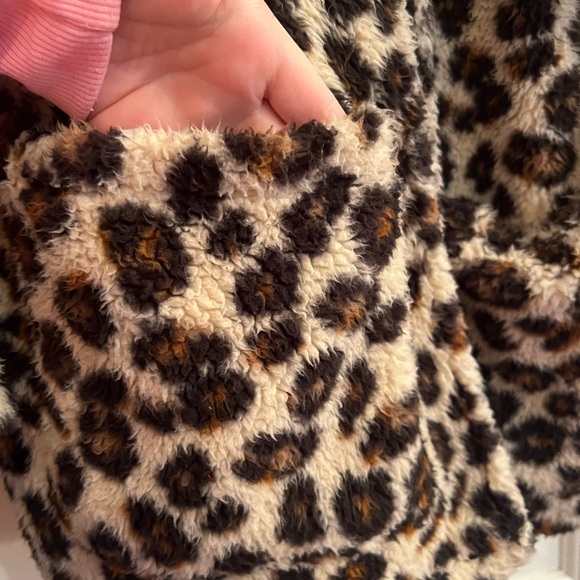 Z Supply Leopard Teddy Coat Size Medium - Picture 3 of 6